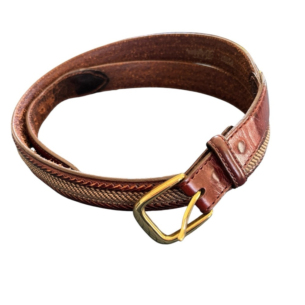 VTG Brighton’s Camden Belt 42”
Brown Leather Trim Textile Center Brass Buckle